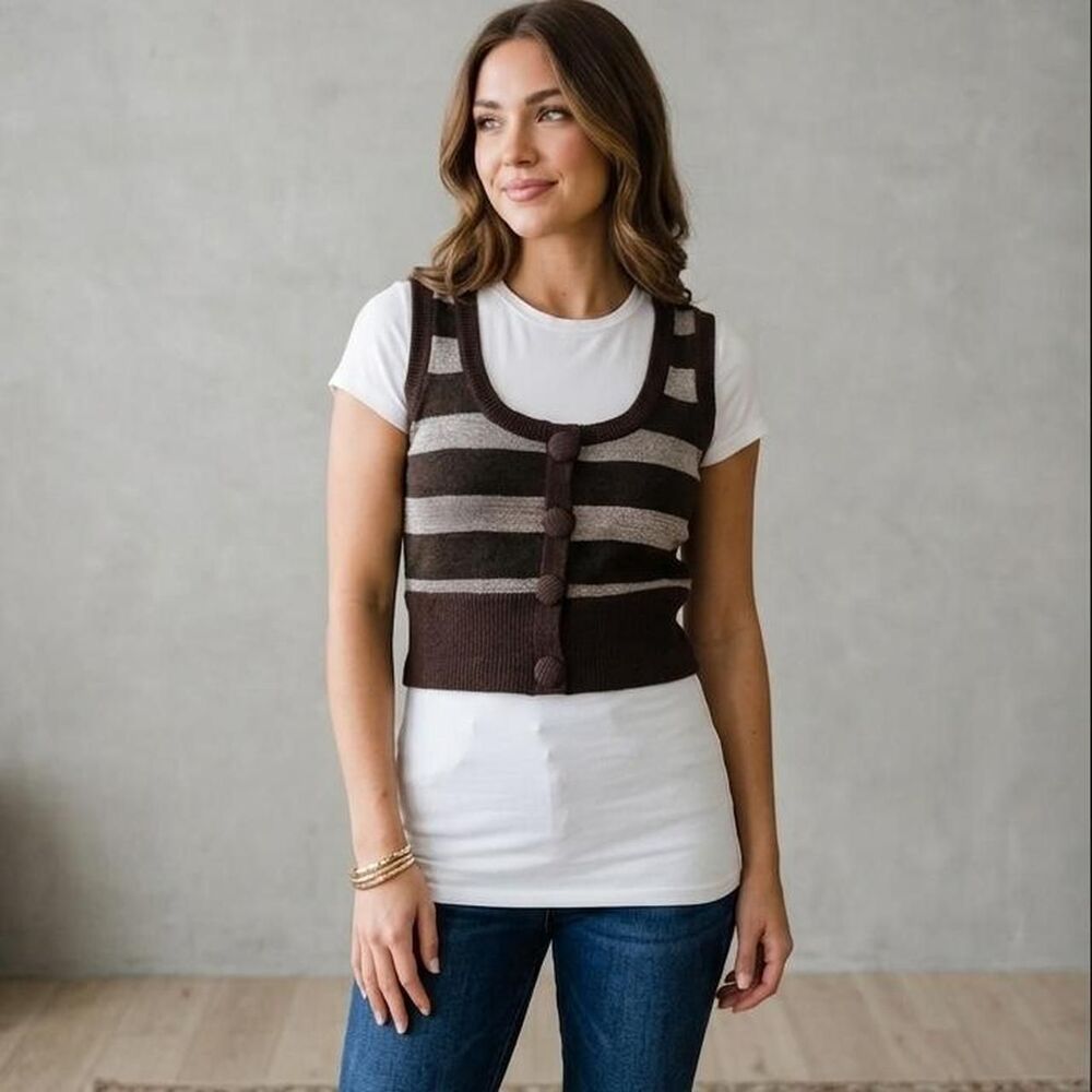 Women's vintage y2k cropped sleeveless shirt (undershirt not included)